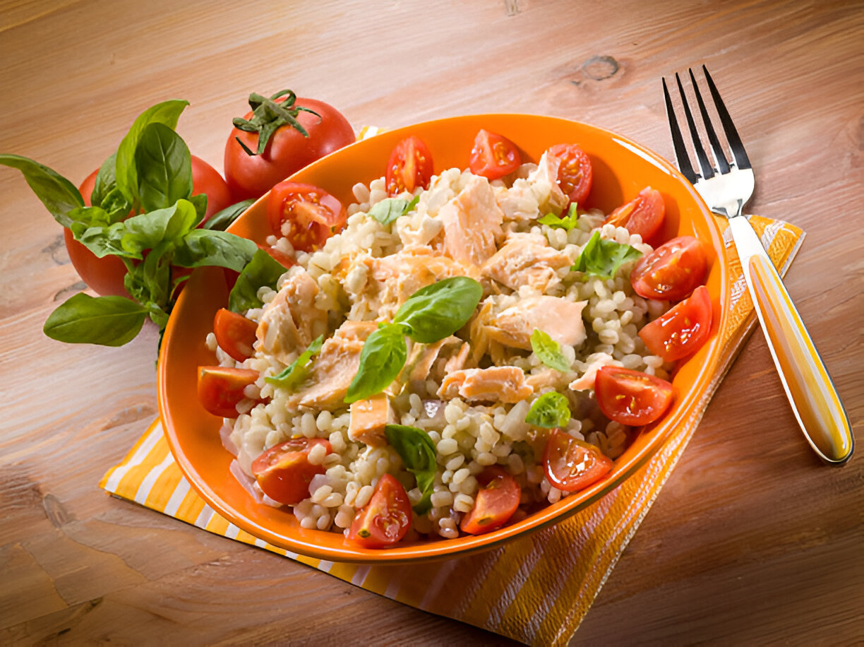 Chicken and Israeli Couscous with Tomato and Lemon | Whole Living Eat Well